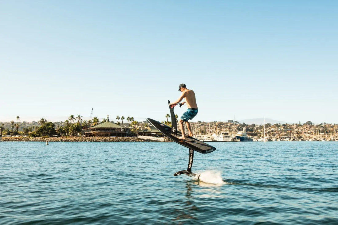 Zweef boven het water met de Hydrofoil
